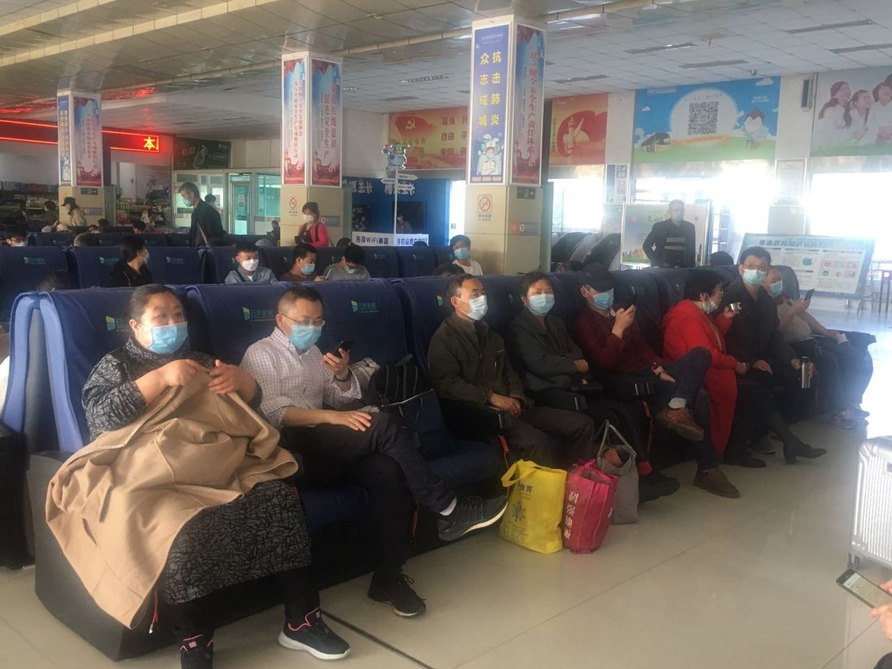 五一出行1.jpg