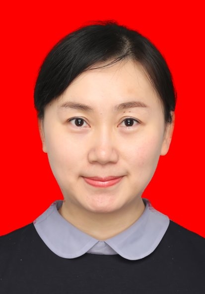 周怡.jpg