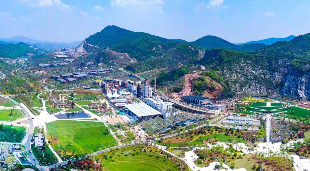 江苏园博园。南京日报/紫金山新闻记者 姚强 冯芃 摄