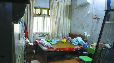 晨晨（化名）的梦想小屋改造前。