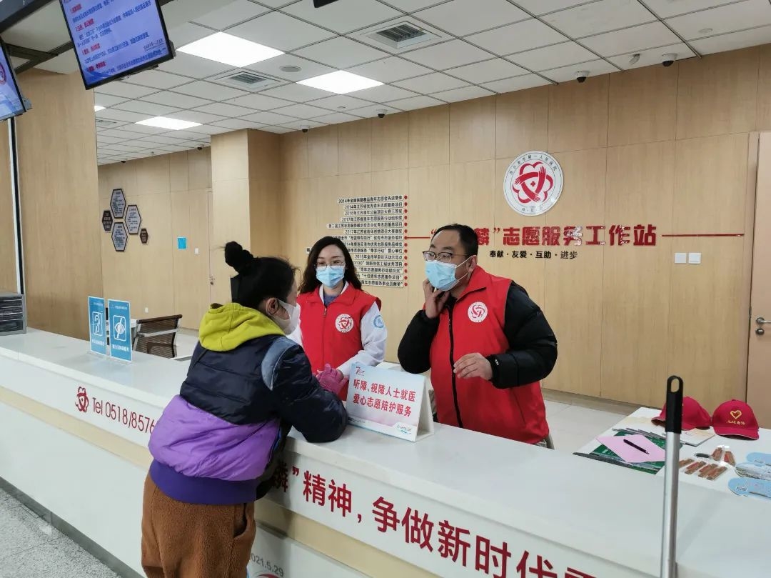 手语志愿者2.jpg 图片