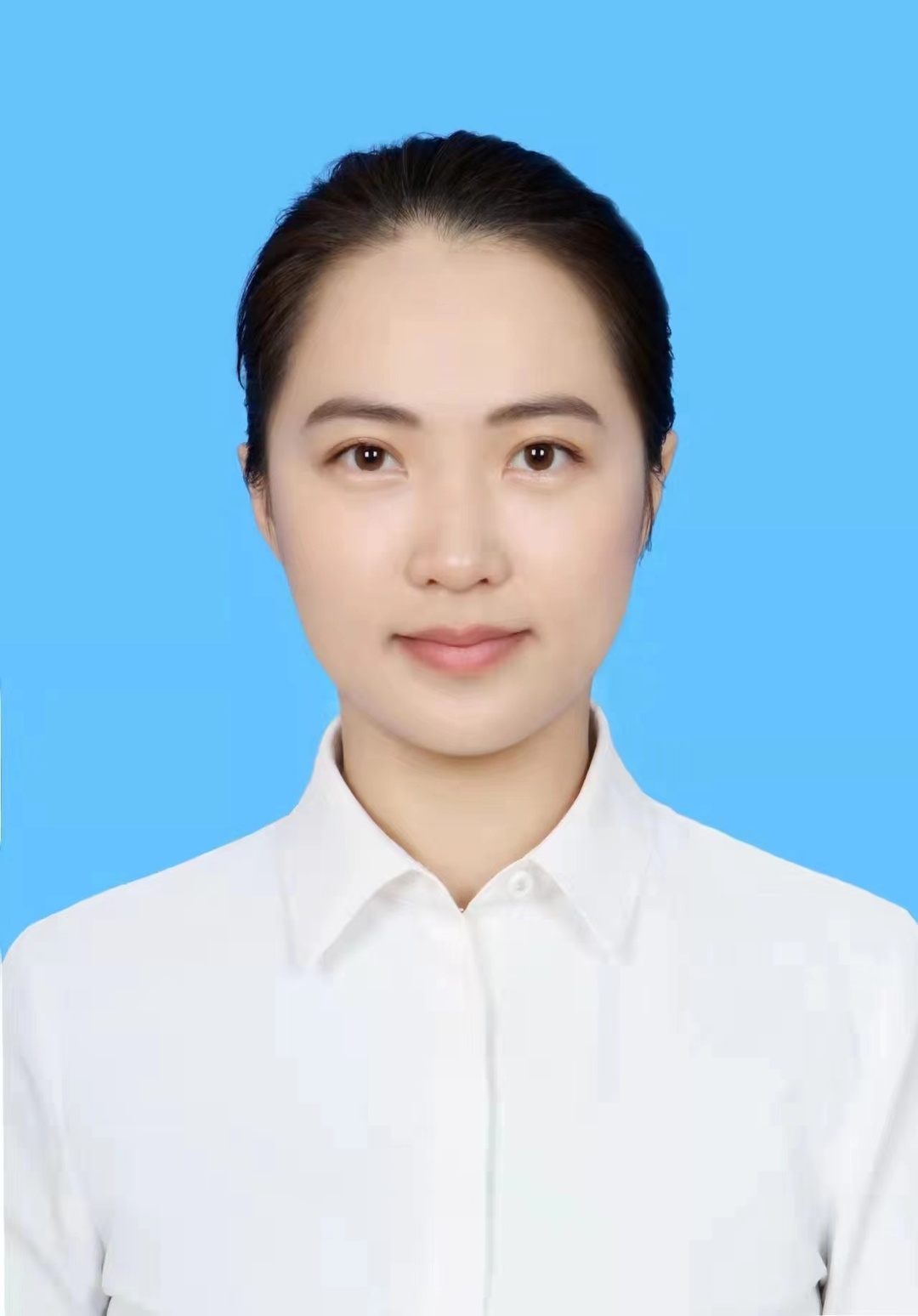 蔡雪扬，中共党员，海州区郁洲街道办事处党政办科员。.jpeg