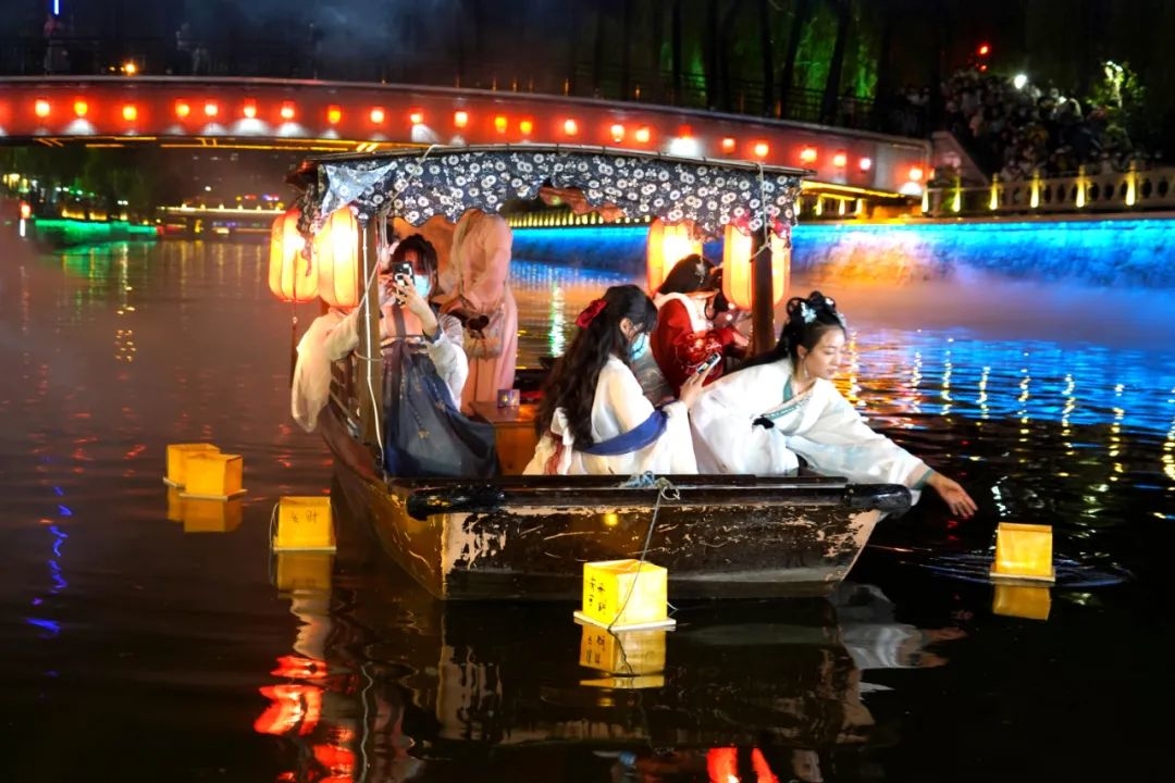 微信图片_20230203145553.jpg 微信图片_20230203145553.jpg