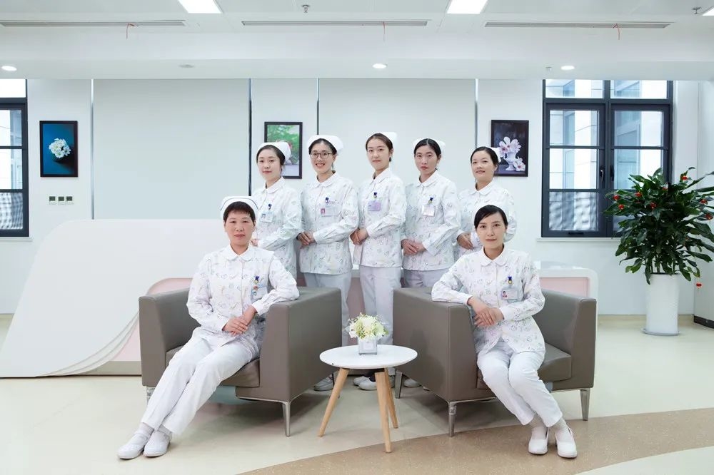 护理团队_副本.jpg 图片