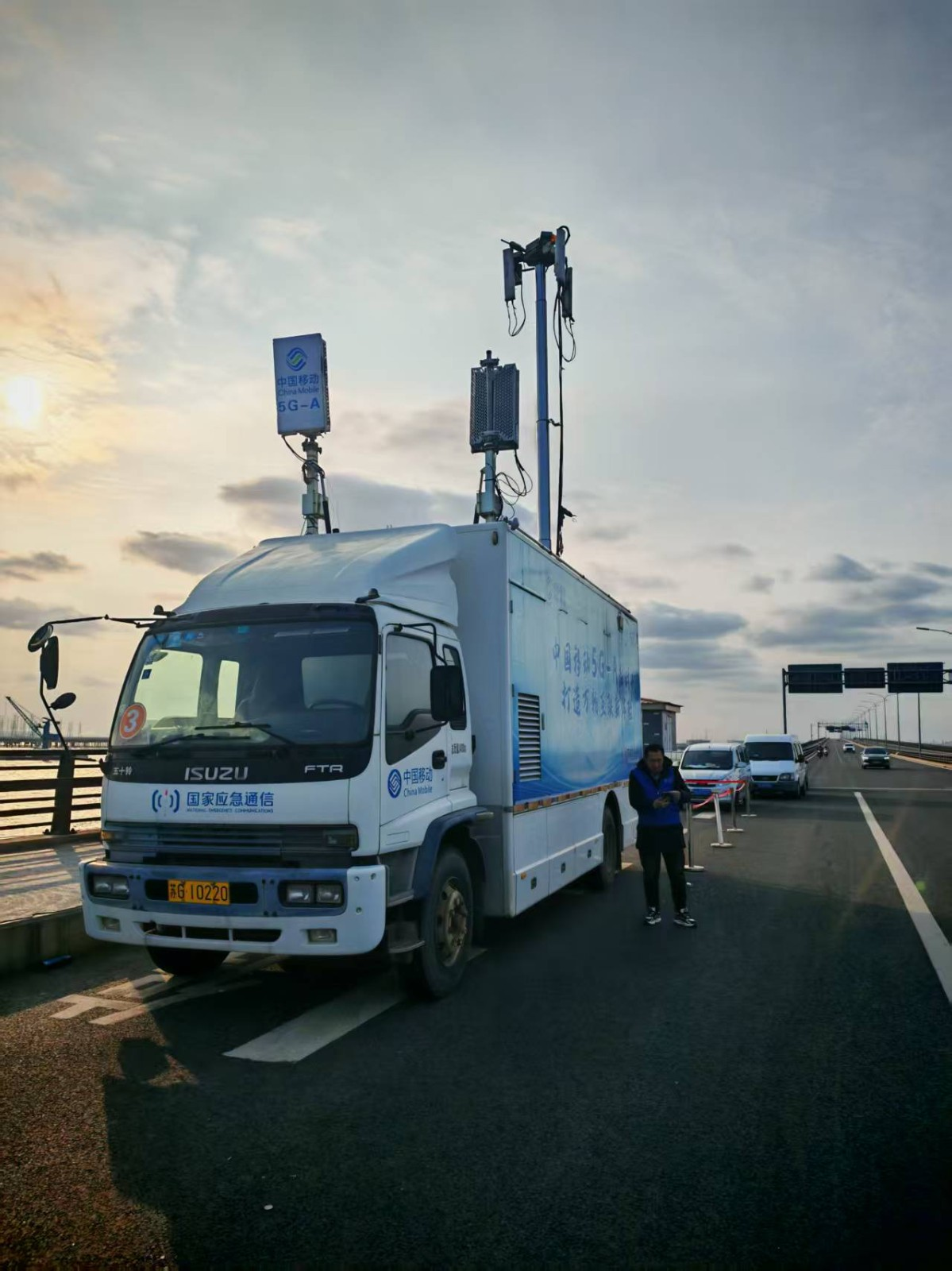 中国移动江苏公司：连云港元旦跨海大桥跨年活动通信保障获好评